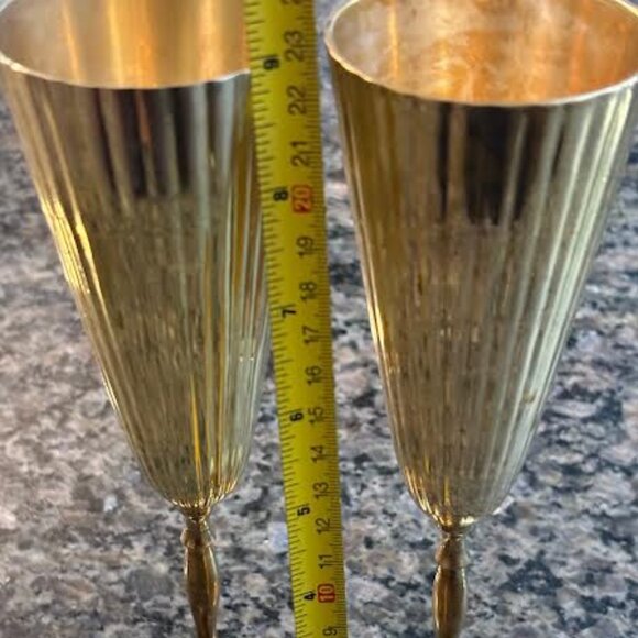 Set of 2 Vintage Brass Champagne Flutes, Metal Glassware Ribbed Gold Goblets - Picture 7 of 10